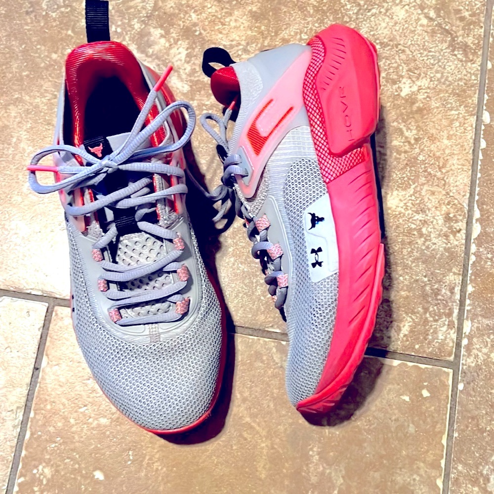 Project rock under armour training sneakers